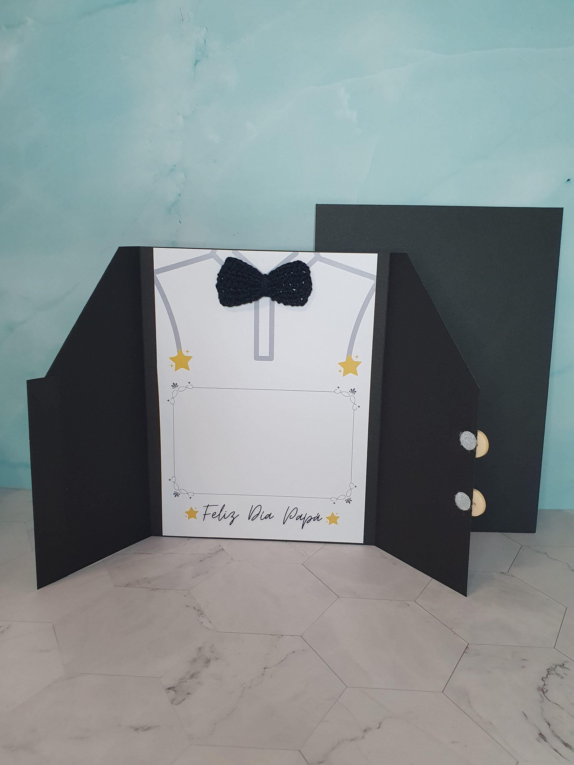 20240307_060336 tarjeta felicitación dia del padre hecha a mano con diseño propio