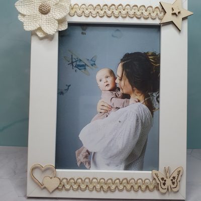 marco decorado a mano para el día de la madre