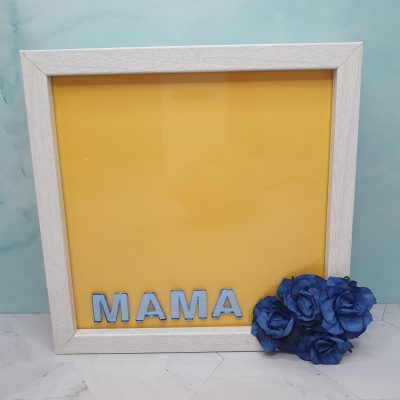 marco decorado a mano para el día de la madre