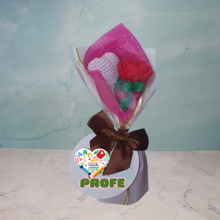 ramo flor y corazón crochet